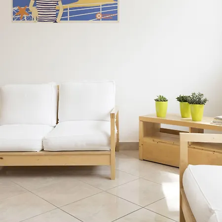 德索勒公寓 公寓式酒店 里米尼