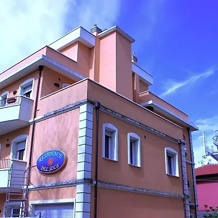 德索勒公寓 公寓式酒店 里米尼